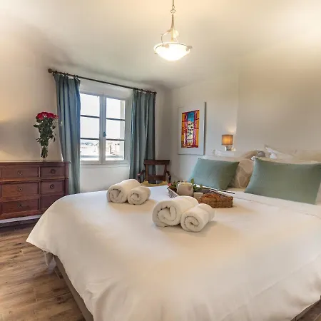 Spacieux Pour 6p Vue Vieil Appartement