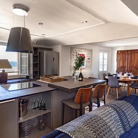 Spacieux Pour 6p Vue Vieil Appartement Antibes