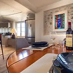 Spacieux Pour 6p Vue Vieil アパート
