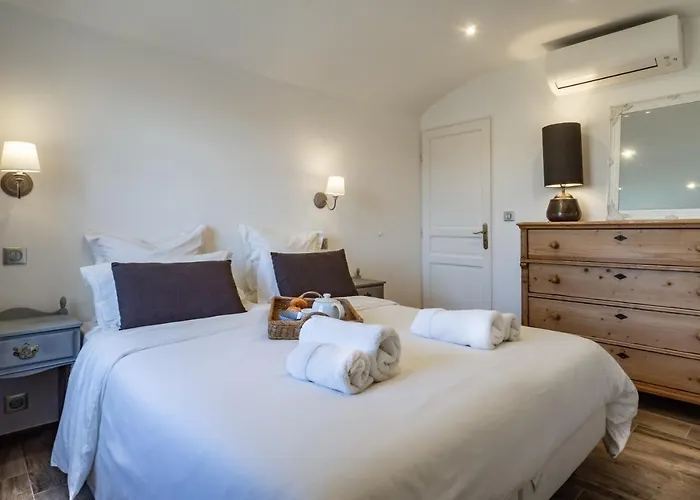 Spacieux Pour 6p Vue Vieil