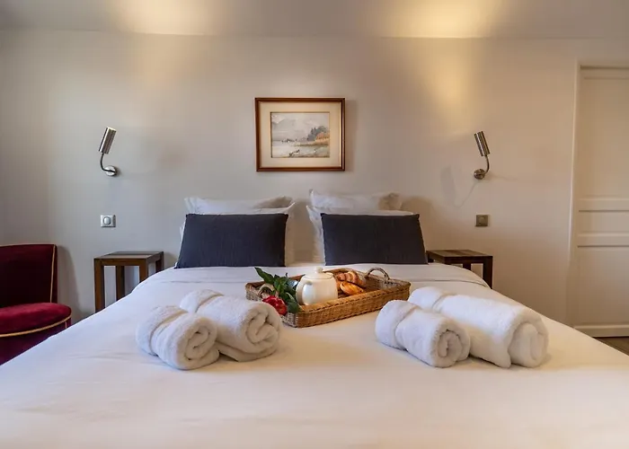 Spacieux Pour 6p Vue Vieil * Antibes