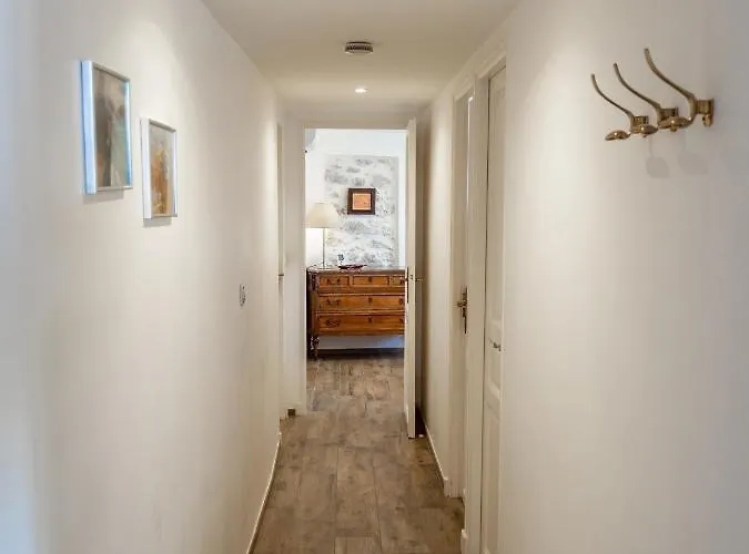 Spacieux Pour 6p Vue Vieil Διαμέρισμα Αντίμπ