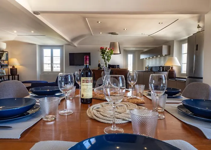 Spacieux Pour 6p Vue Vieil *