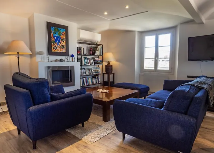 Lägenhet Spacieux Pour 6p Vue Vieil Antibes