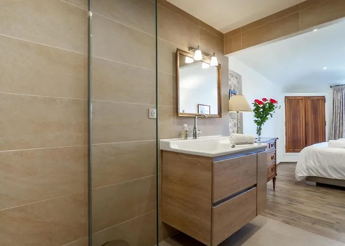 Διαμέρισμα Spacieux Pour 6p Vue Vieil Αντίμπ