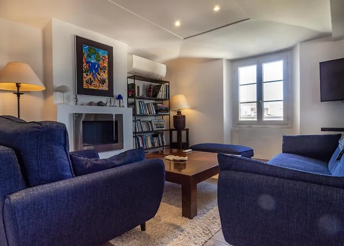 Spacieux Pour 6p Vue Vieil Antibes