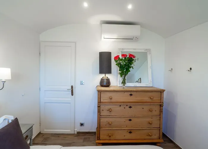 Διαμέρισμα Spacieux Pour 6p Vue Vieil Αντίμπ